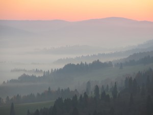 Poranne mgły - widok z Wysokiego Wierchu